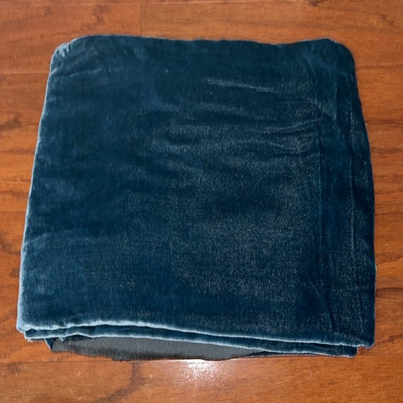 TEAL Silk Velvet Fabric — 2ND LISTING - Picture 1 of 1